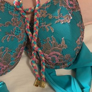 Beach bunny Swim wear /Beach Bunny tops